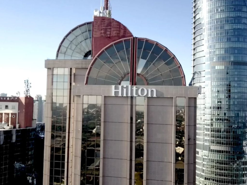 Hilton Hotel - Maslak Istanbul - Bioklimatische SkyCloud - Verlass Glas Systeme
