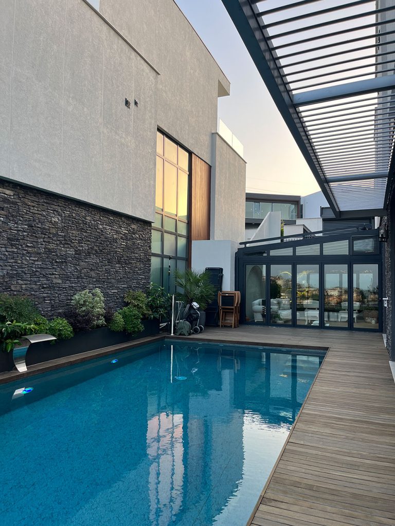 Penthouse At Sapanca Lake - Glass Systems And Awnings & Zip